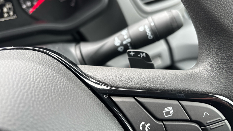 Nissan Primastar 30 L2 Diesel 2.0 dCi 150ps H1 Acenta Van Auto